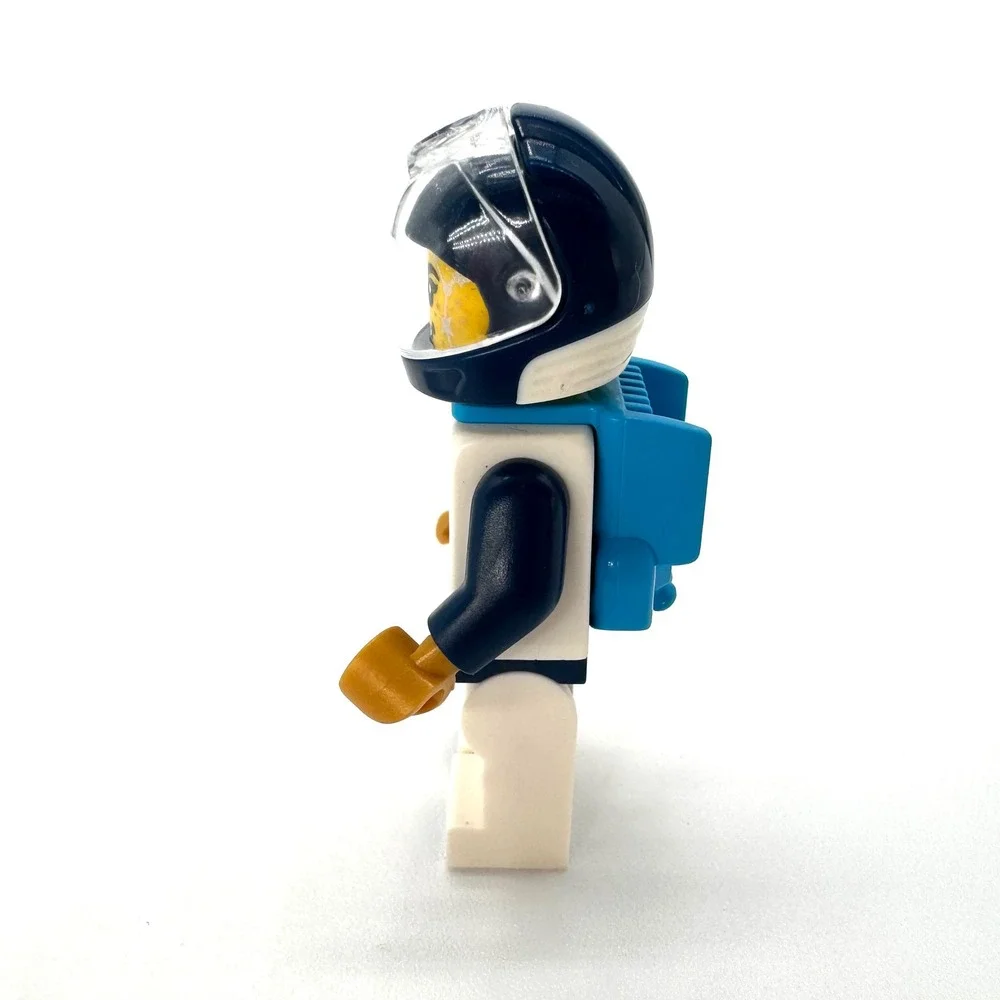 LEGO City Space Astronaut Minifigure cty1692 White Spacesuit Dark Blue - Picture 5 of 8
